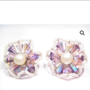 Book Mark⭐️Vintage Vendome Lavender and Pearl Earrings